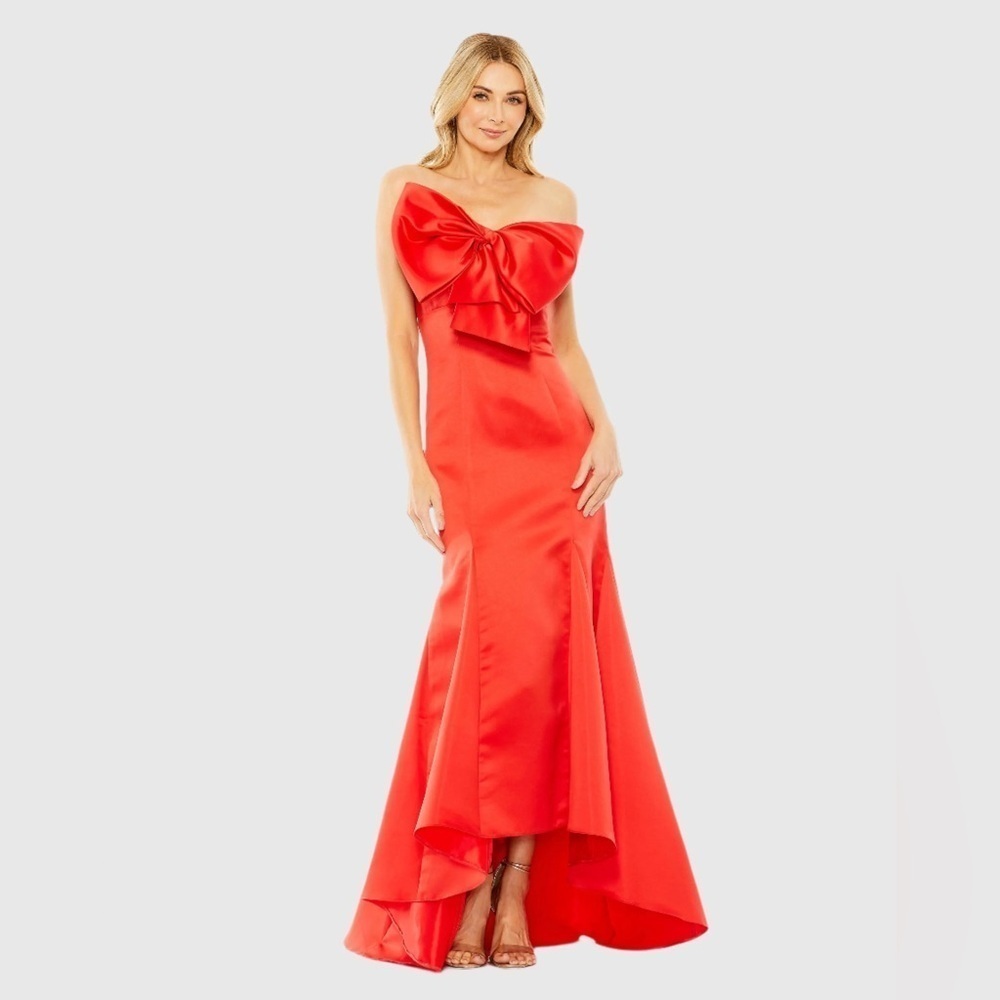 IEENA FOR MAC DUGGAL 49701 NWT
Red Strapless Bow Mermaid Gown